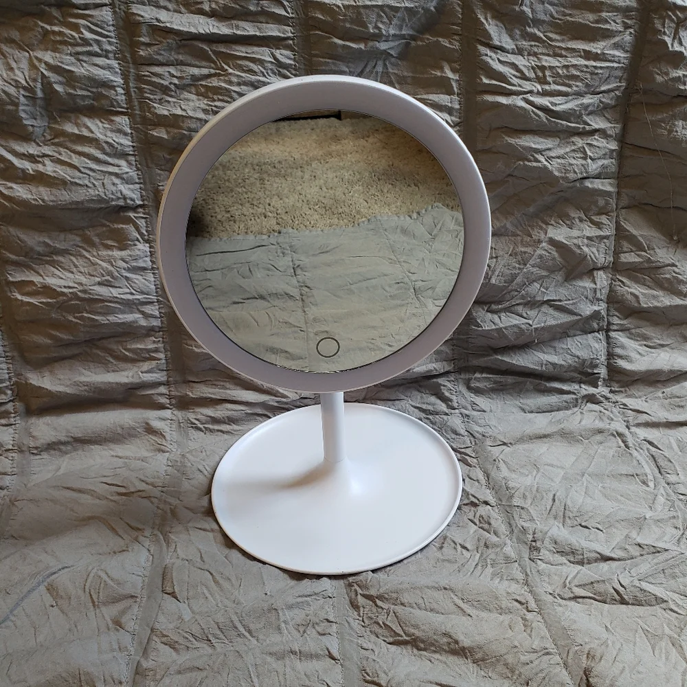 Circular White 120° LED Vanity Mirror Collapsible Untested